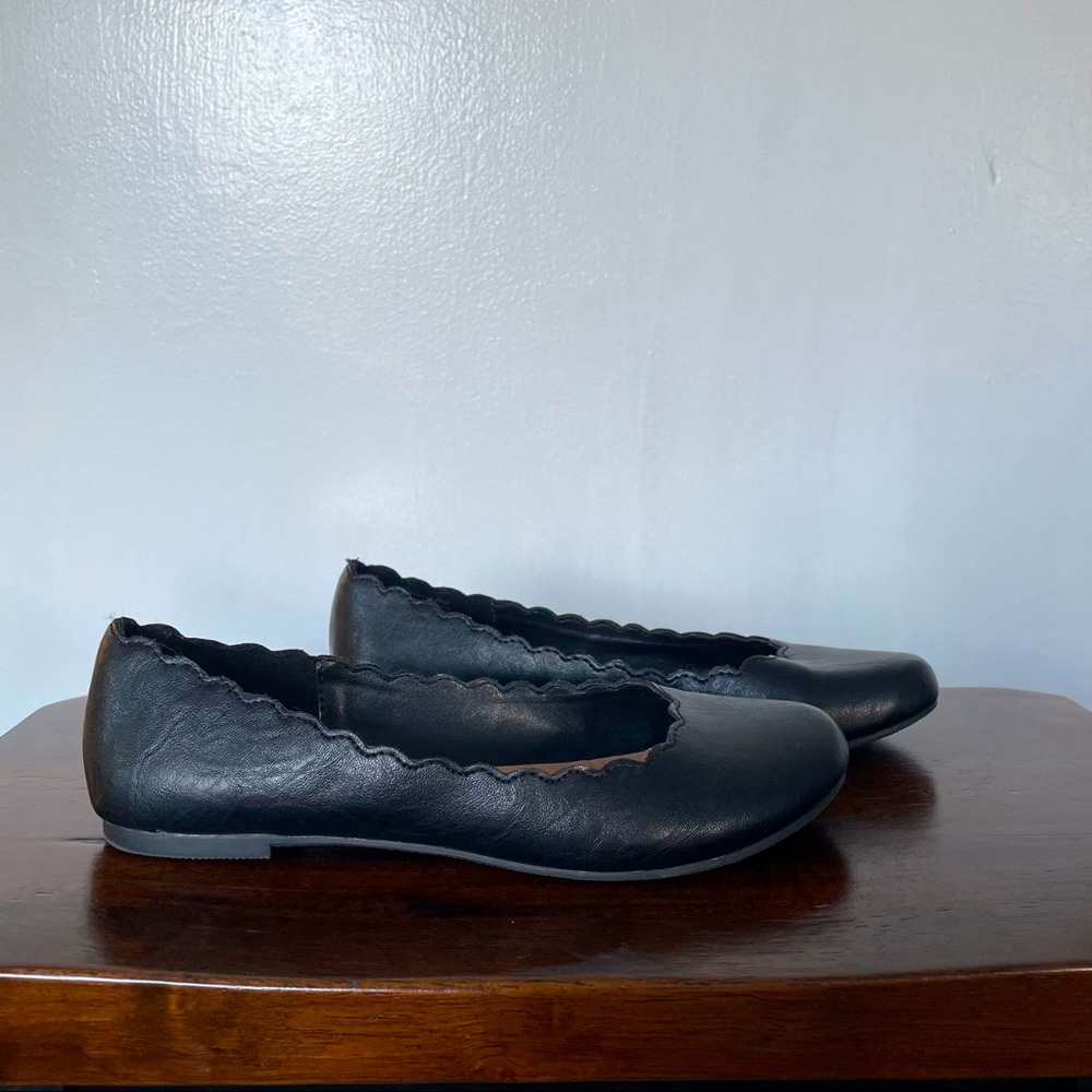Lauren Conrad Scalloped Ballet Flats